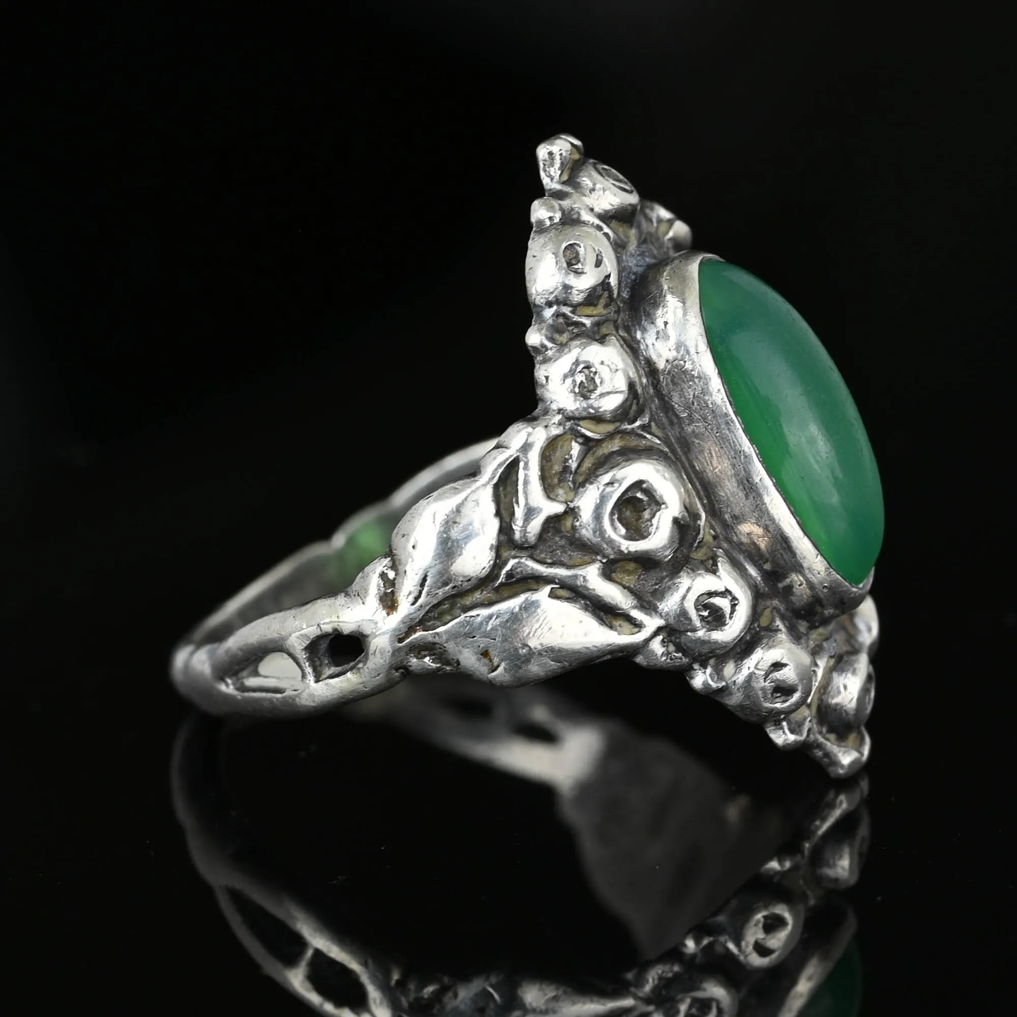 Arts & Crafts Silver Rose Motif Green Chrysoprase Ring