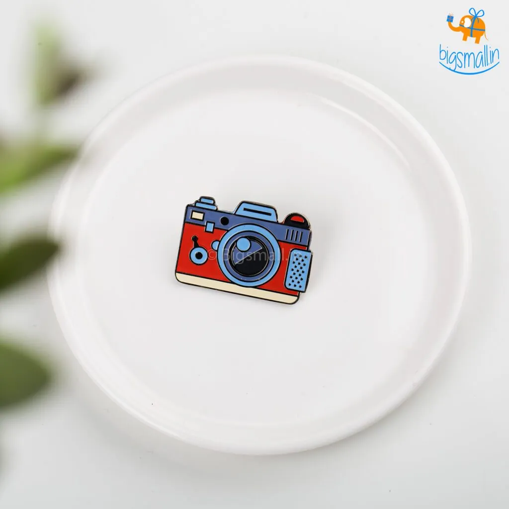 Camera Metallic Lapel Pin