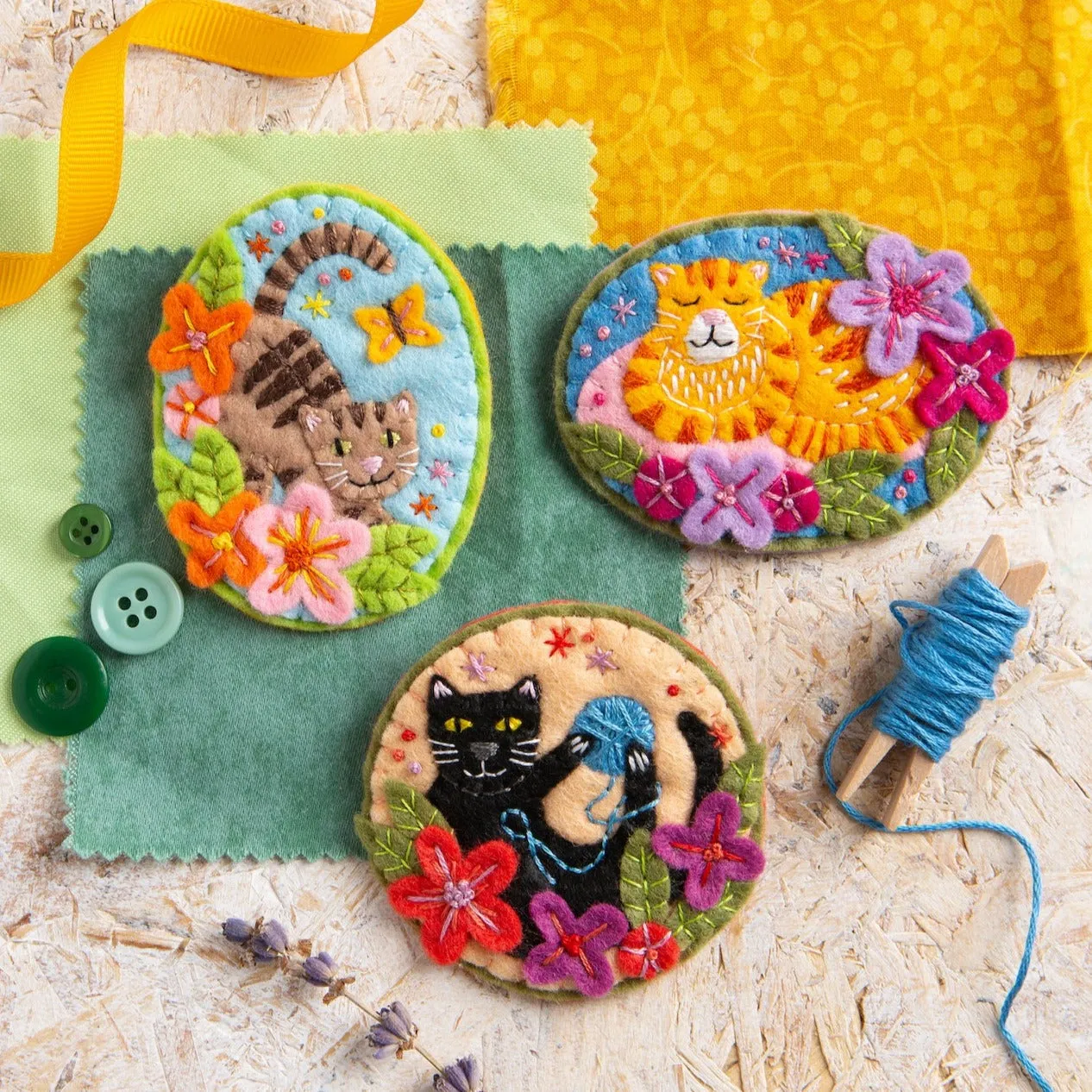 Cats Felt Craft Kit Bundle