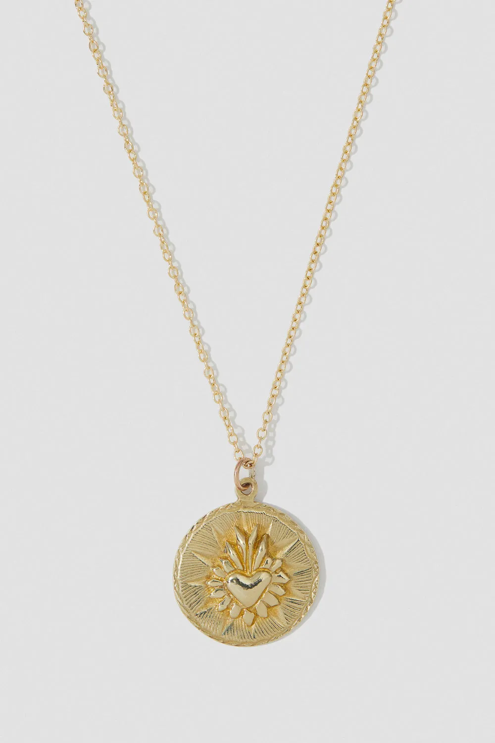 Corazon Round Necklace