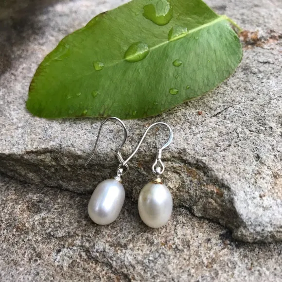 Cream color fresh water authentic pearl earrings