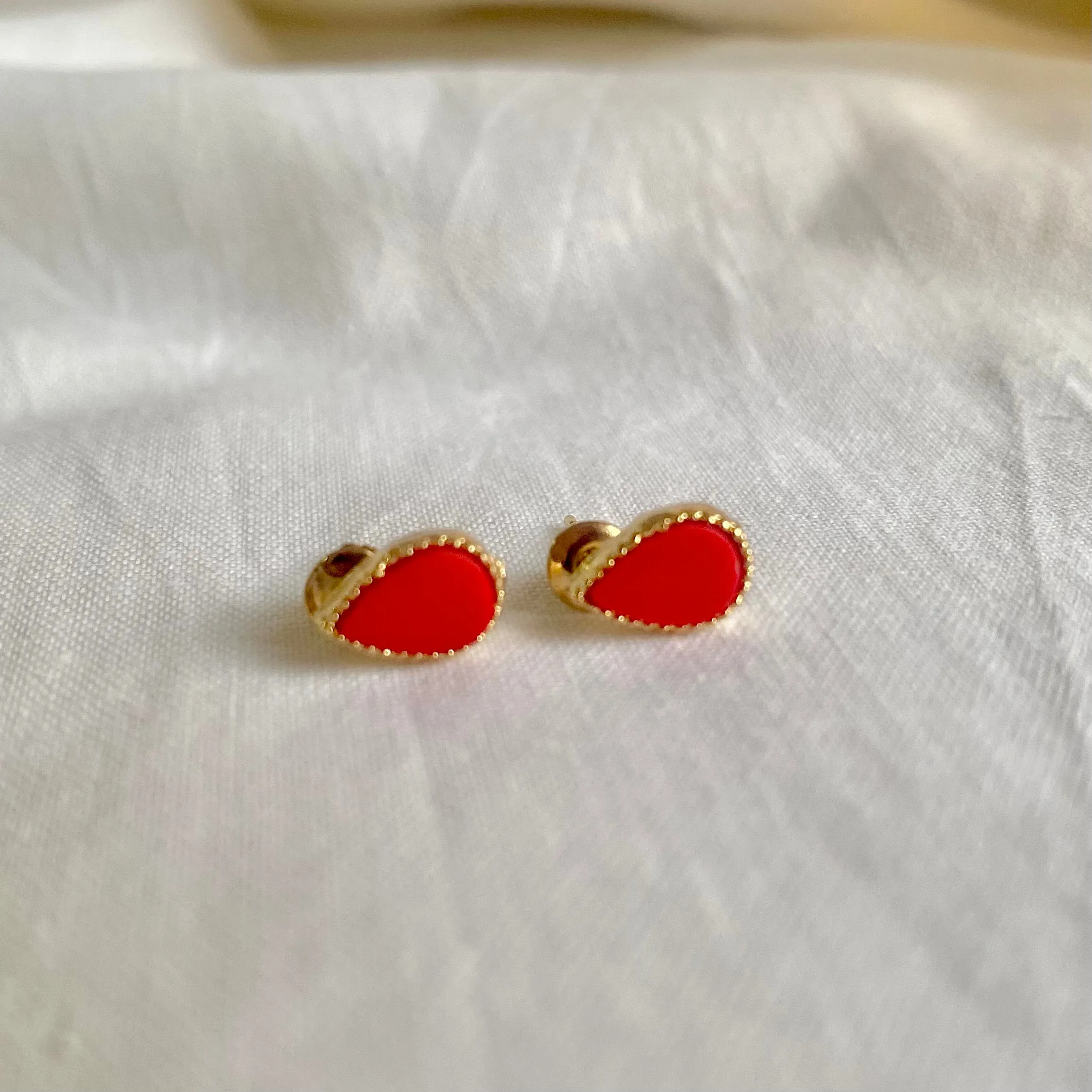 Droplet Stud Earrings