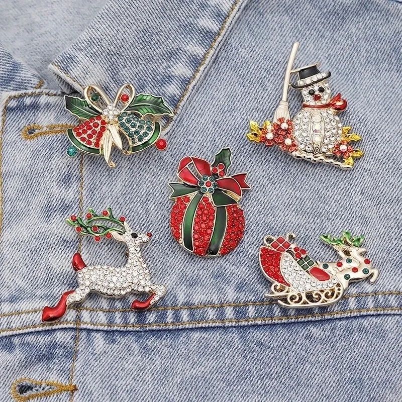 Europe And America Creative New  Sled Elk Bell Snowman Diamond-embedded Denim Bag Christmas Series Brooch For Women