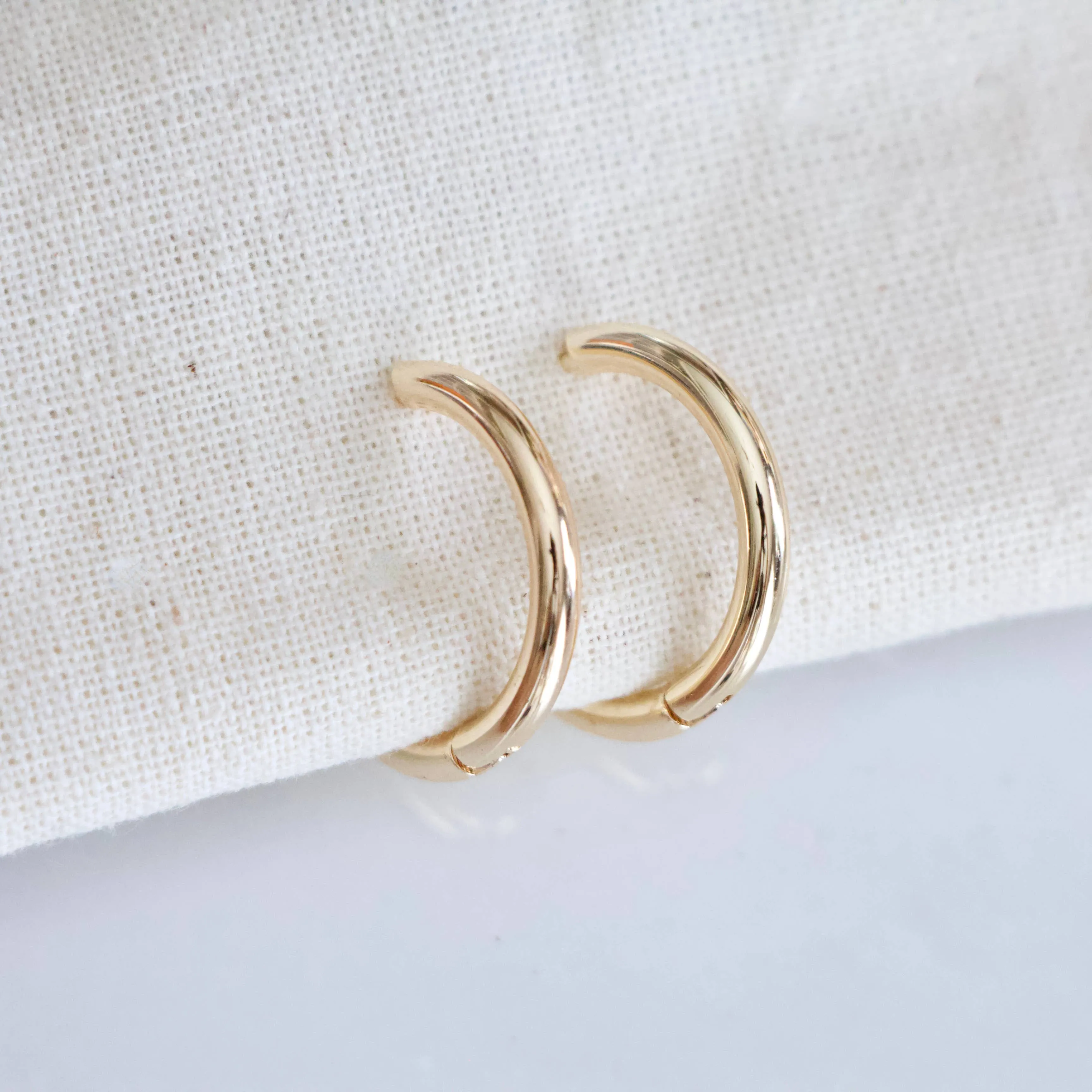 Everyday Hoop Earrings (30mm)