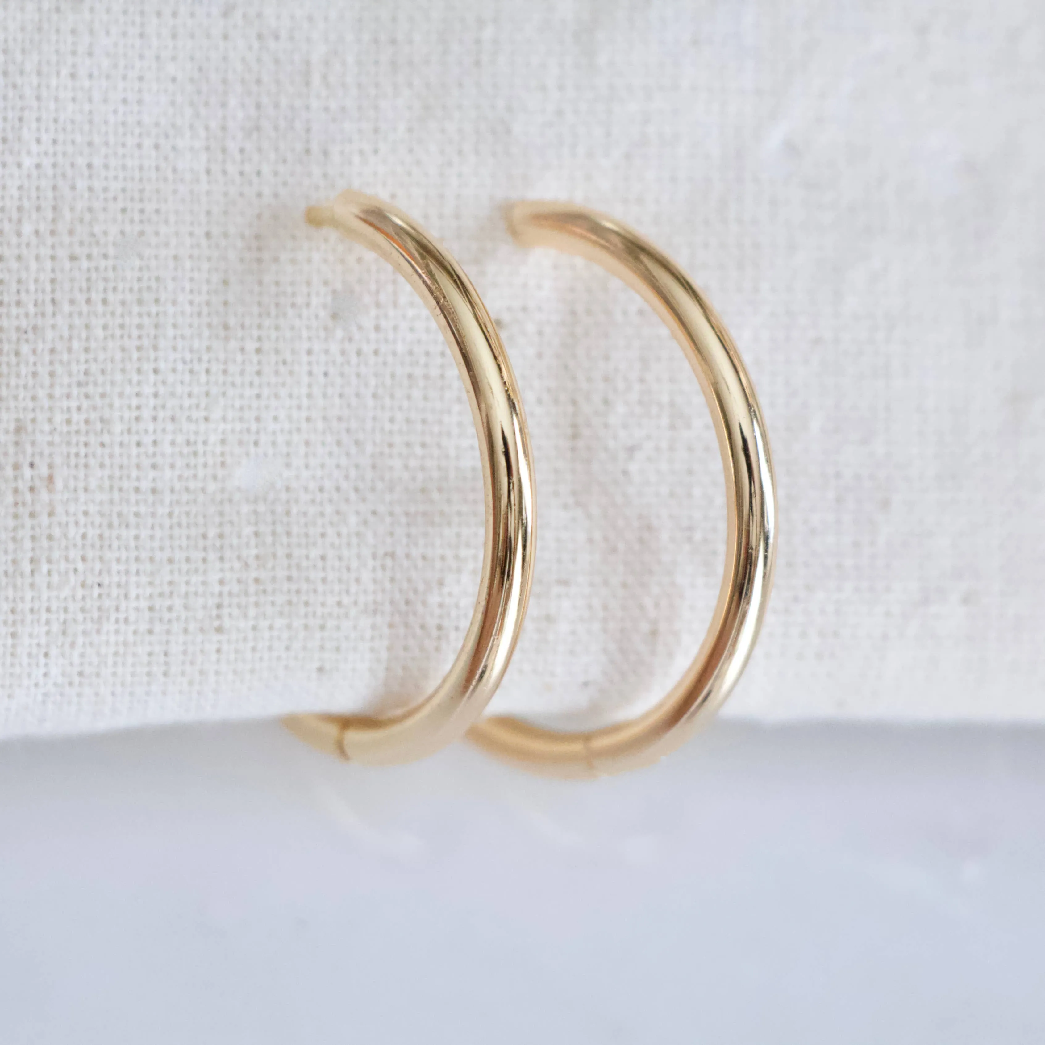 Everyday Hoop Earrings (30mm)