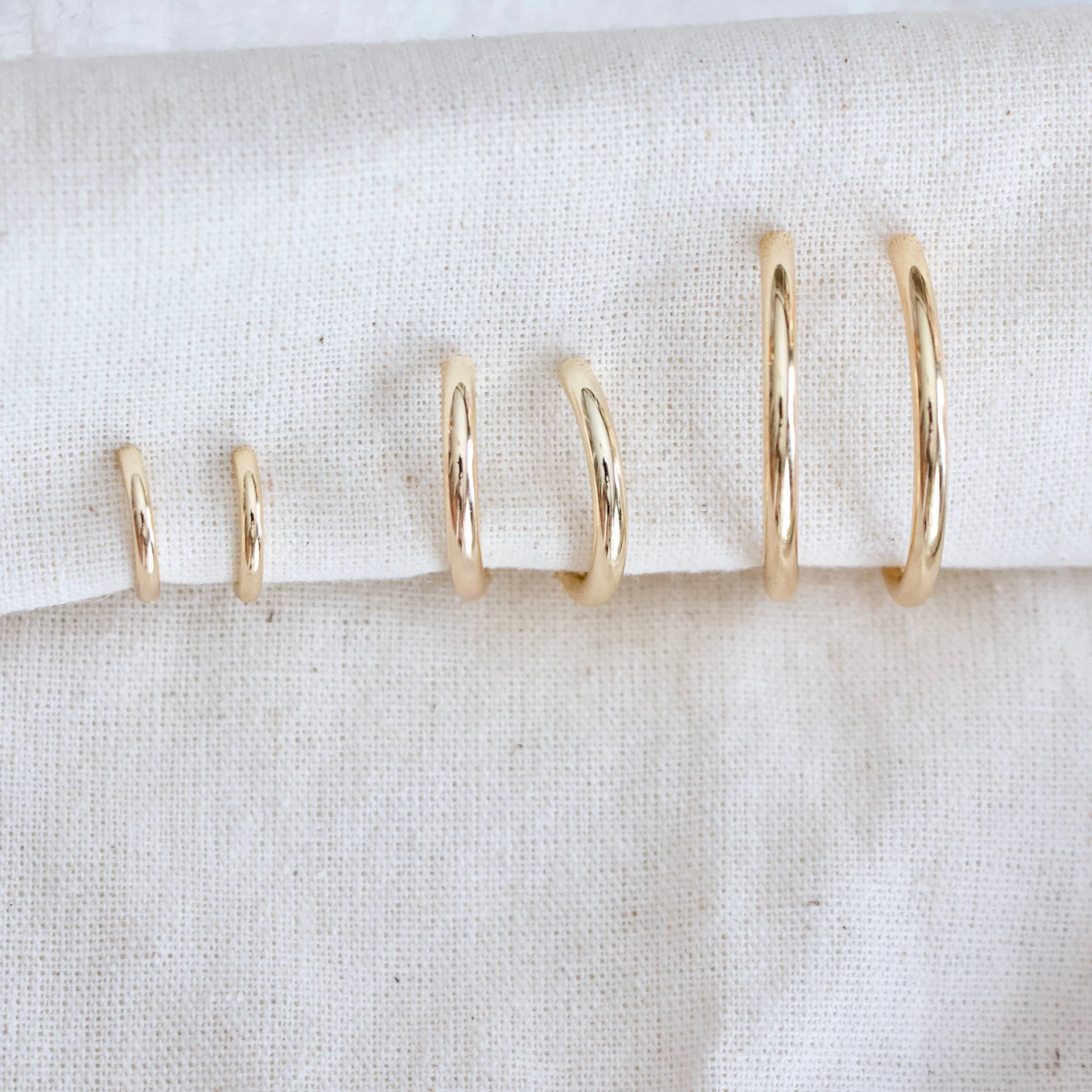 Everyday Hoop Earrings (30mm)