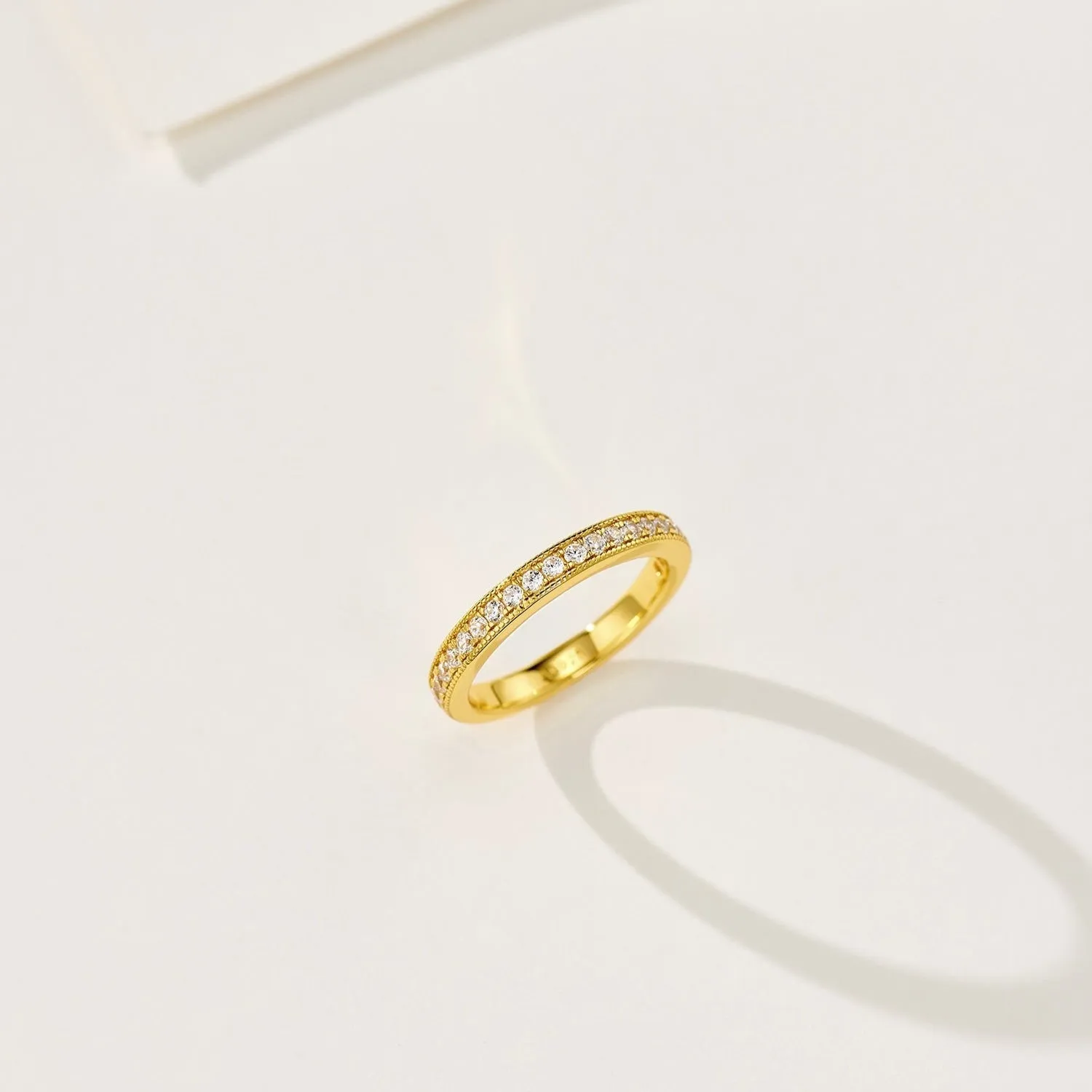 Minimalist Stacking Ring with Diamonds