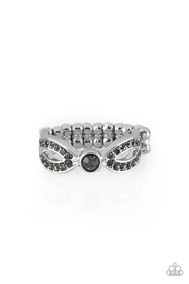 Paparazzi Ring ~ Extra Side Of Elegance - Silver