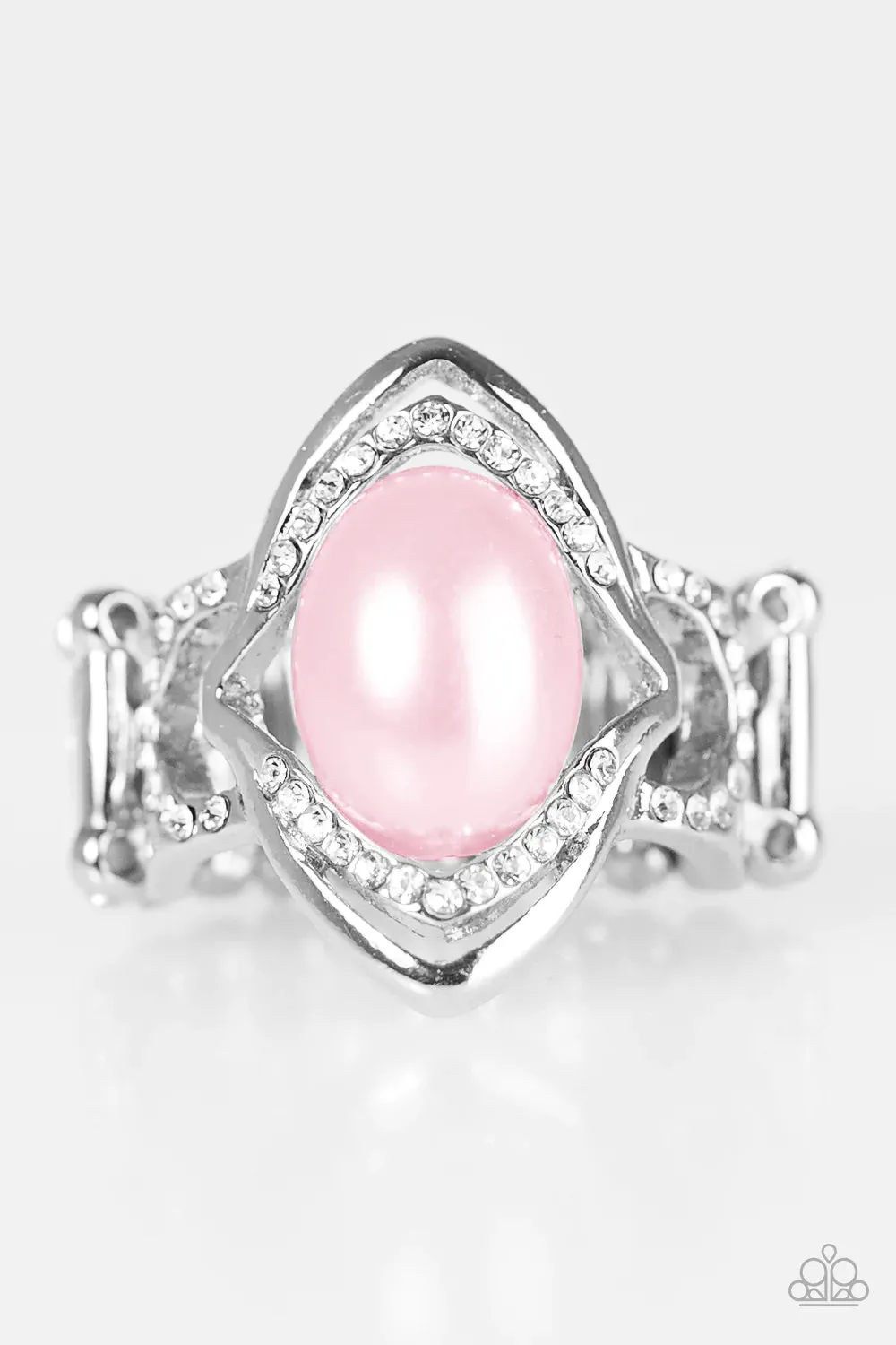 Paparazzi Ring ~ Positively Posh - Pink