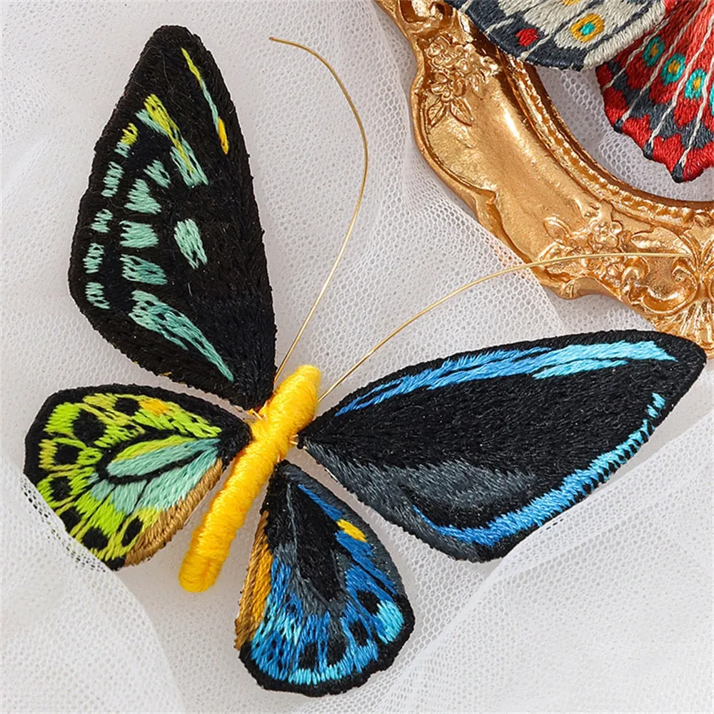 Starter Embroidery Kit Handmade Butterfly Brooches DIY Sewing Kit With Hoop