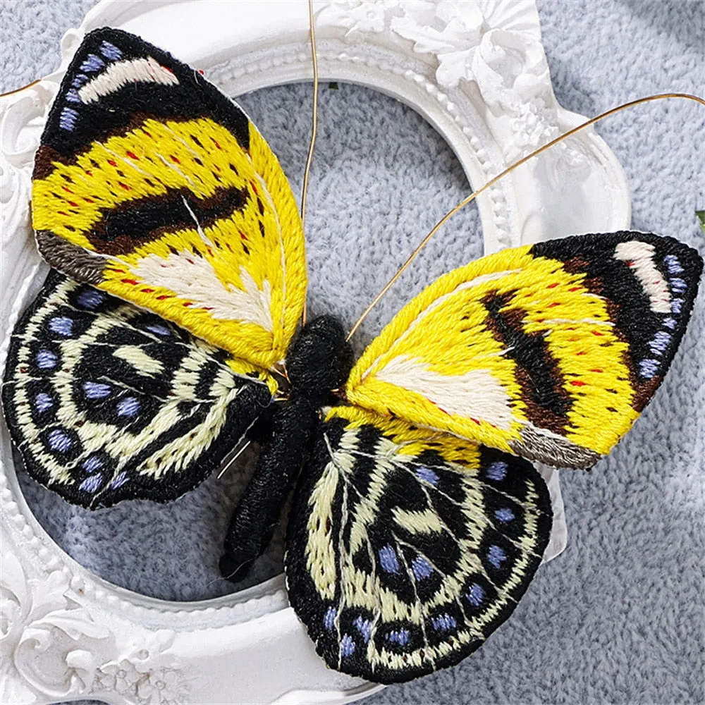 Starter Embroidery Kit Handmade Butterfly Brooches DIY Sewing Kit With Hoop