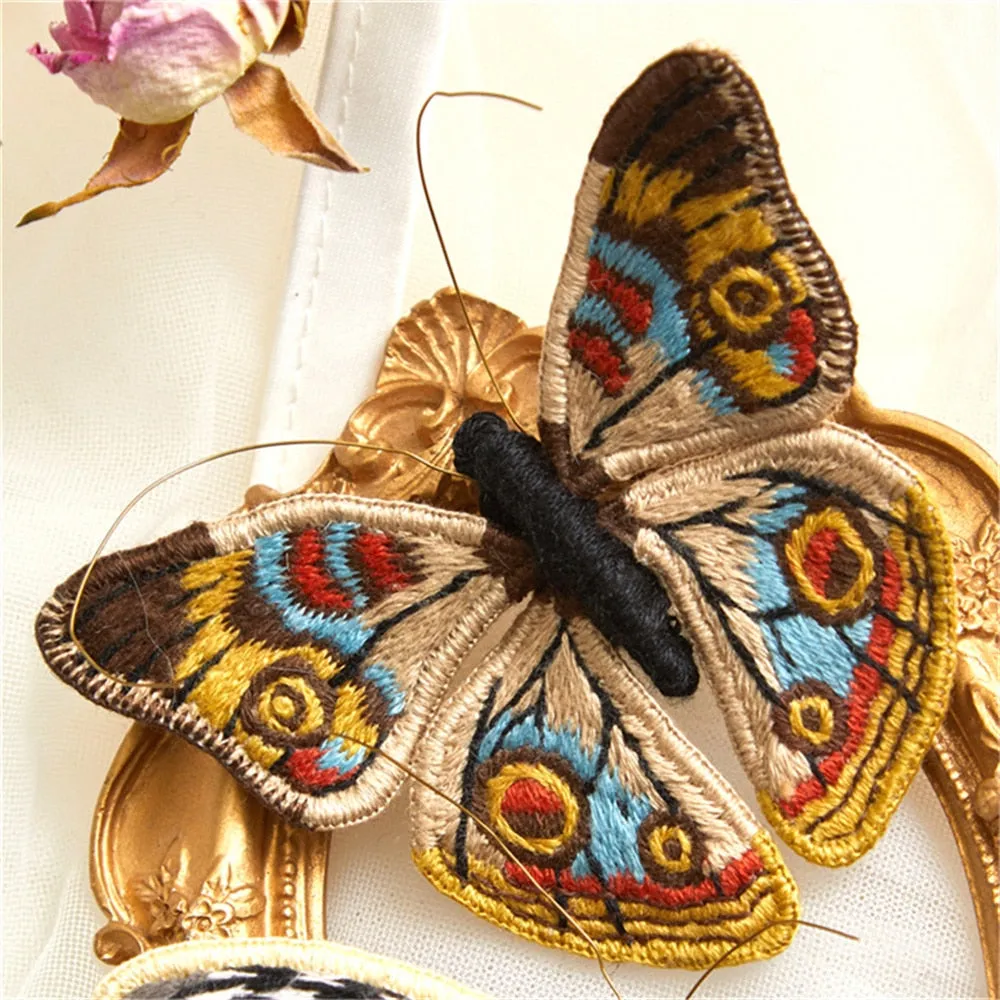 Starter Embroidery Kit Handmade Butterfly Brooches DIY Sewing Kit With Hoop