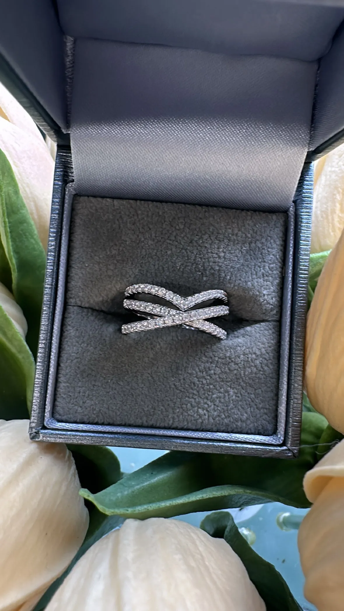 Sterling Silver intertwined Ring Set