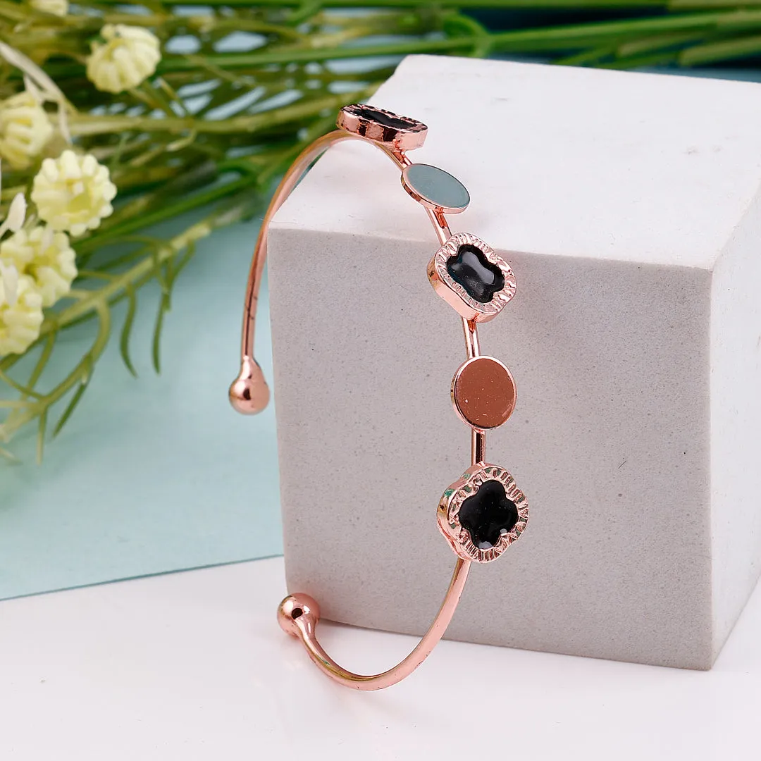 Stylish Rose Gold Flower Shape Bracelet