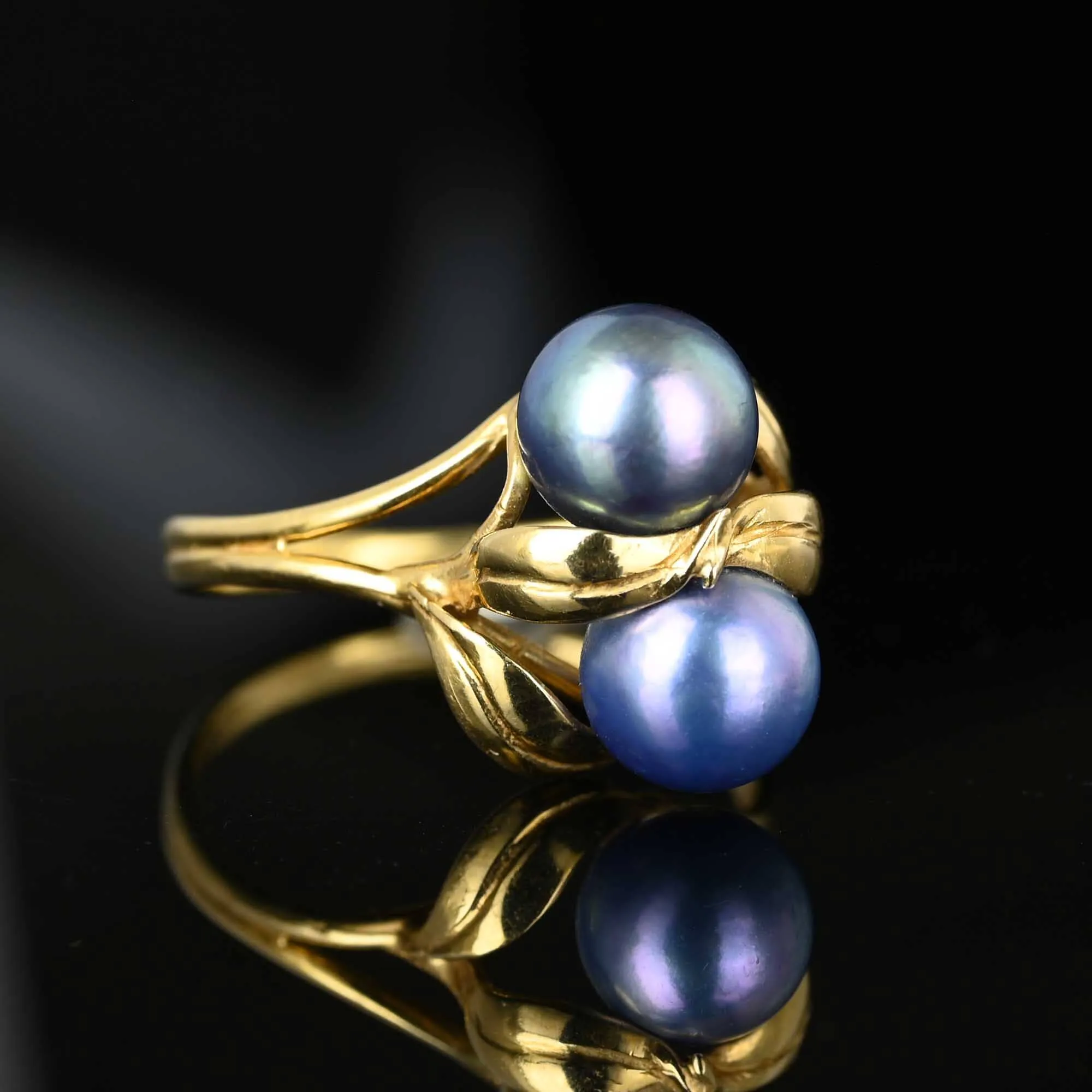 Vintage 14K Gold Gray Pearl Leaf Cocktail Ring